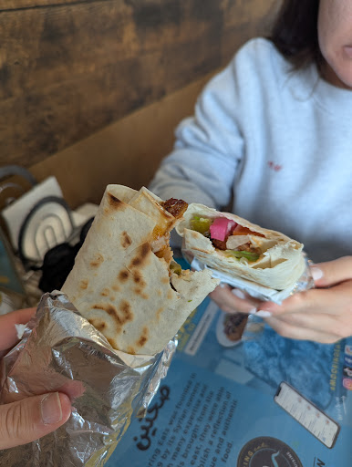 Photo of Mooring Eats Shawarma - 2481 Lake Shore Blvd W, Toronto, ON M8V 1C5